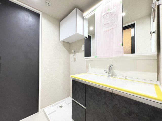 キャッスルマンションお花茶屋の独立洗面台|ドキドキの新生活も、安心してスタート。ぴったりの住まいを見つけませんか？クランディアが一緒に住まい選びをサポートします‼　まずは、お気軽にお問合せください　＃クランディア
