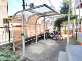 屋根付き駐輪場