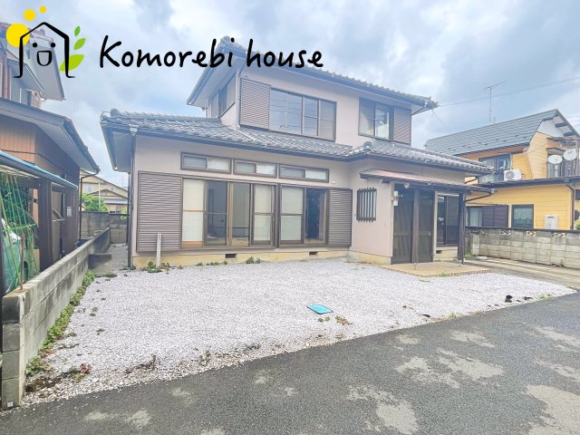 桶川市加納　中古戸建の駐車場|駐車場があります