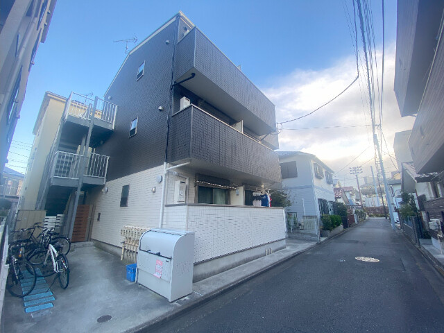 川崎市中原区中丸子のアパート