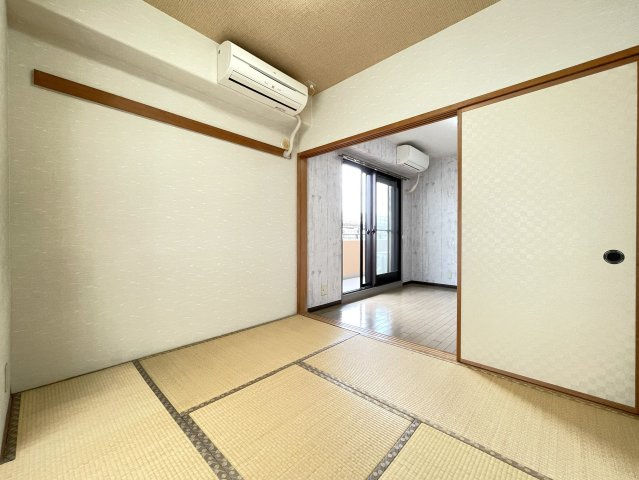信開ガーデンコート西大路の和室|和室4.5帖