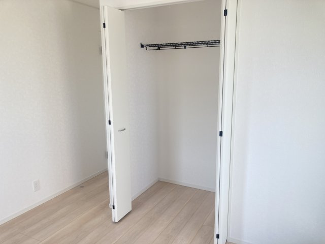 クレイドルガーデン前橋市川原町第４　２号棟の収納|洋室２収納です