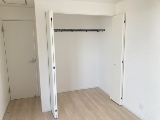 クレイドルガーデン前橋市川原町第４　２号棟の収納|洋室３収納です