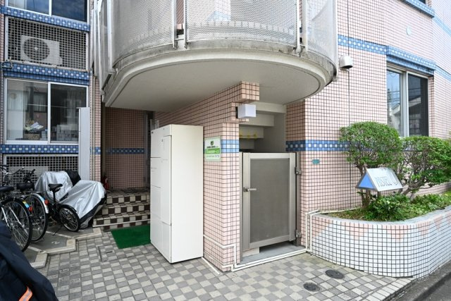 パステルＵのエントランス|清潔なエントランスです