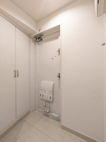 パールハイツ笹塚の玄関|収納もある玄関です