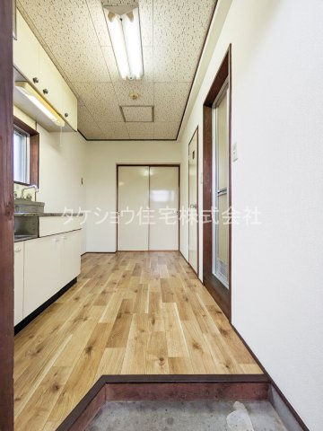 レジデンス塩原の居間・リビング|※408です。