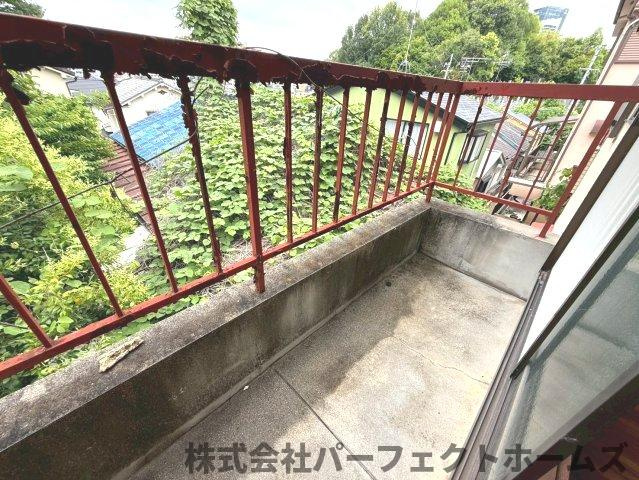 禁野本町1丁目O.C中古戸建のバルコニー|陽当たり良好なバルコニーです
