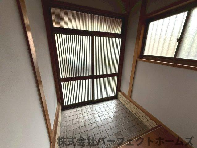 禁野本町1丁目O.C中古戸建の玄関|きれいな玄関です
