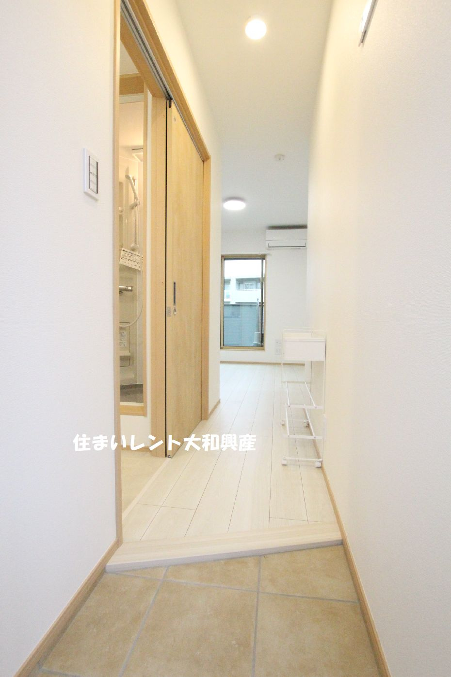 タンドゥルマンの玄関