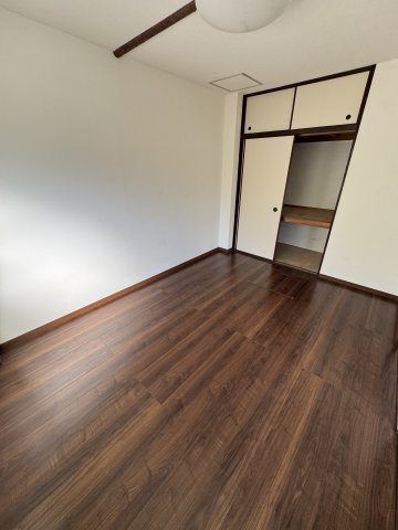 ナカネマンションの寝室