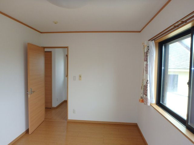 S1781H　須崎オール電化住宅の洋室