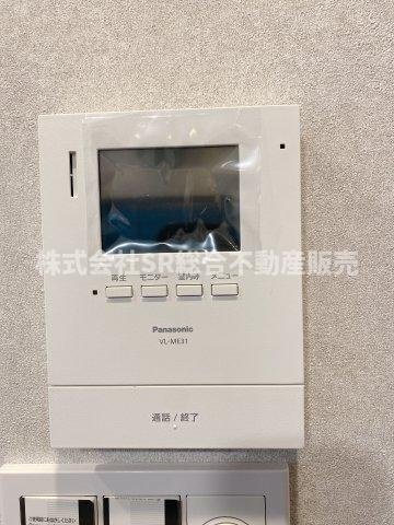 末広町中古戸建の防犯設備|モニター付きインターホンがあり女性やお子様にも安心です！