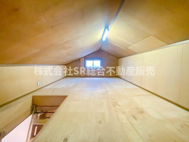 末広町中古戸建の収納|容量たっぷりの屋根裏収納がございます♪