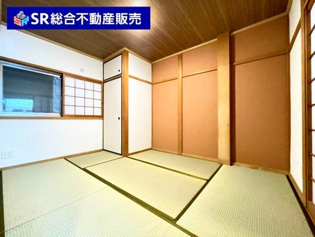 末広町中古戸建のトイレ|1Fトイレは温水洗浄便座なしです。