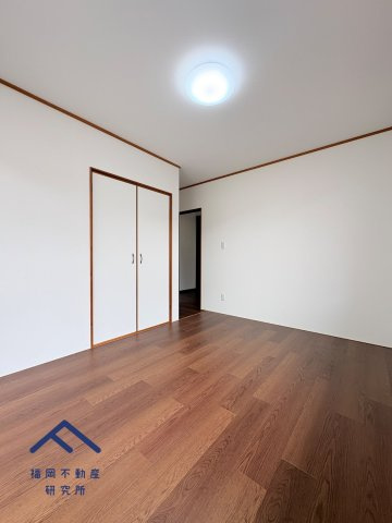 東区舞松原６丁目　戸建ての洋室