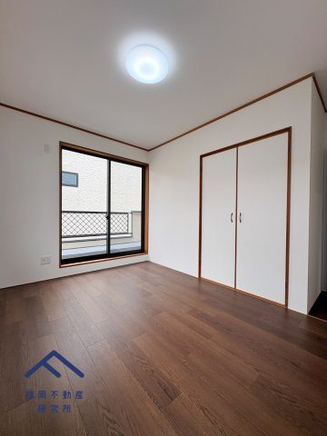 東区舞松原６丁目　戸建ての洋室