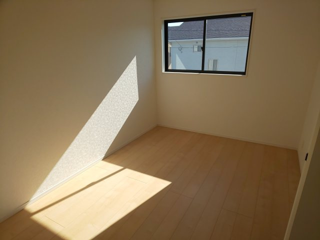 クレイドルガーデン前橋市川原町第４　１号棟の洋室|洋室２です