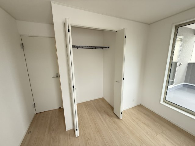 クレイドルガーデン前橋市川原町第４　１号棟の収納|２階洋室２収納です