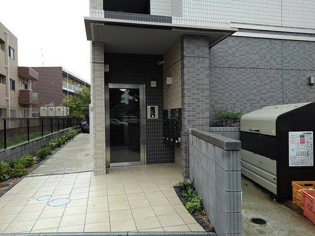 Ｂｏｎｄｓ　Ｓｈｉｐのエントランス
