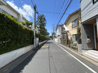 【前面道路含む現地写真】