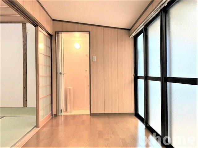 正雀4丁目貸家のバルコニー|バルコニーからの眺めを楽しみながら食事をしませんか