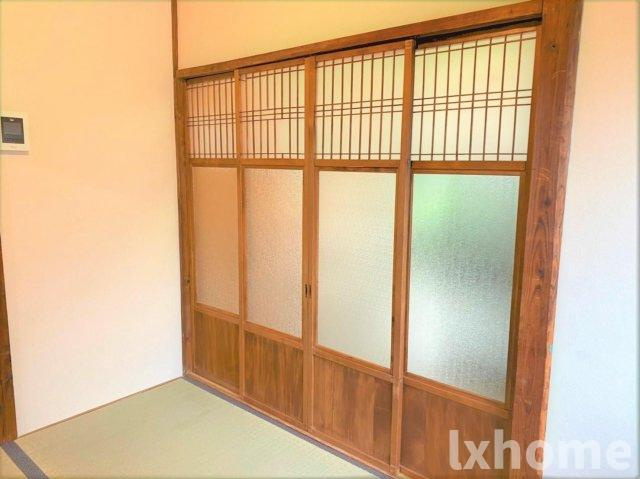 正雀4丁目貸家の内装|明るい室内です