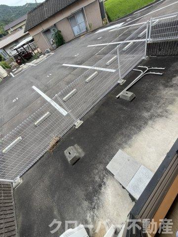 ソファレD棟の駐車場