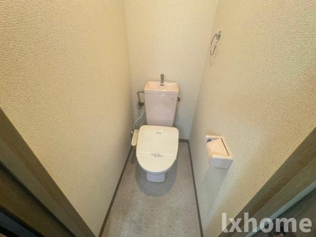 ウエストコーポのトイレ|コンパクトで使いやすいトイレです