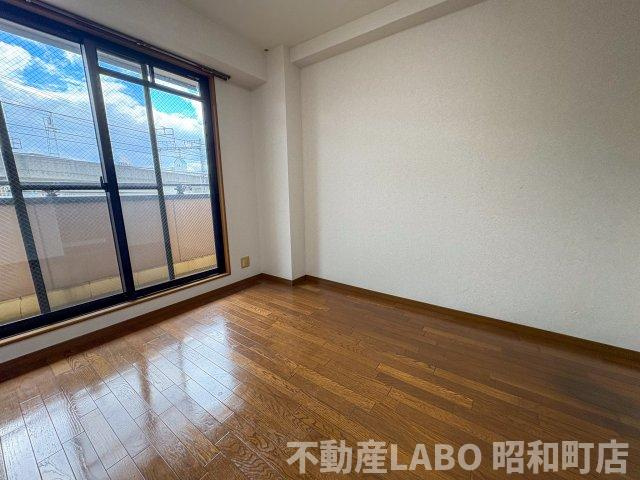 ラッキーセンター河堀口マンションの内装
