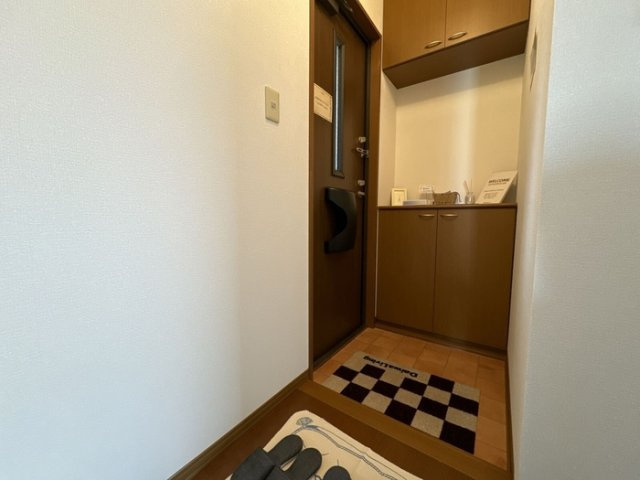 トワイライト　B棟の玄関