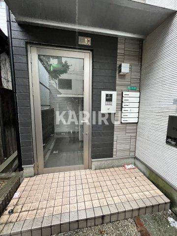 京橋オーガスタのエントランス|毎日通るエントランスはこのようになっています