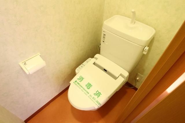 足立区江北７丁目の賃貸マンションのトイレ