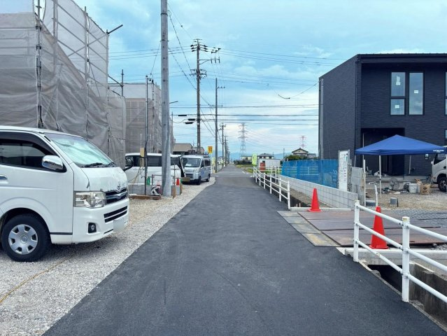 リーブルガーデン　大垣市青木町　全４区画分譲の前面道路含む現地写真|「現地（2026年6月15日）撮影」
■前面道路　
■ヤマダ不動産　株式会社リライフ
■３号棟
■YAMADA電機の　ヤマダ不動産　株式会社リライフ　大垣店■
省エネ・耐震性◎の一建設の家。　
日本の