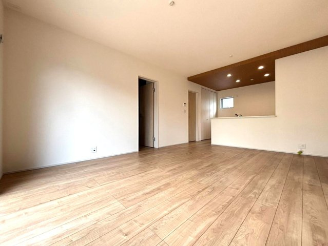 リーブルガーデン　大垣市青木町　全４区画分譲の前面道路含む現地写真|「現地（2026年9月1日）撮影」　
■前面道路　
■ヤマダ不動産　株式会社リライフ
■３号棟
■YAMADA電機の　ヤマダ不動産　株式会社リライフ　大垣店■
省エネ・耐震性◎の一建設の家。　
日本