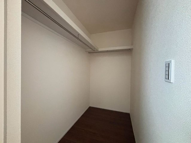 リーブルガーデン　大垣市青木町　全４区画分譲のバルコニー|バルコニーは南向きで洗濯物もよく乾きます！強度と表面積硬度を持つFPRで防水しています。