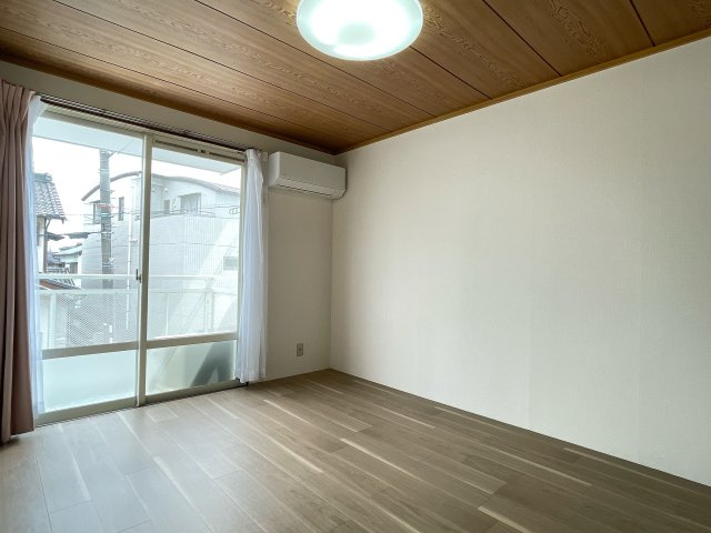 アイビ―エルの寝室