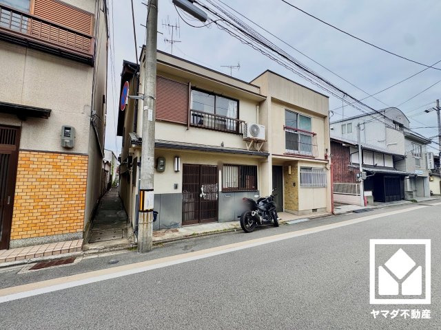 伏見区両替町１３丁目の外観