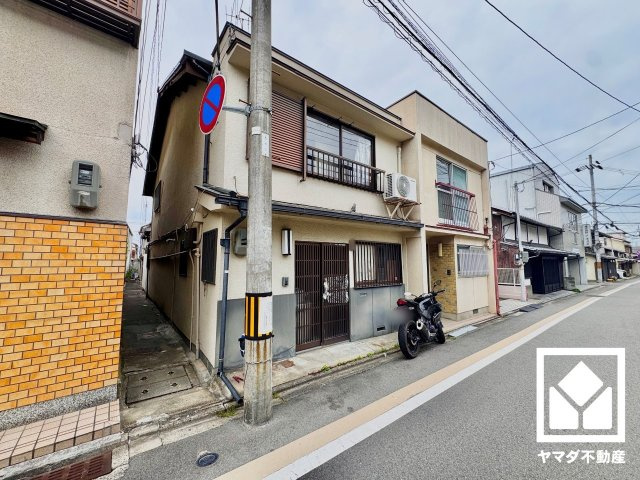 伏見区両替町１３丁目の外観