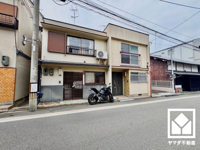 伏見区両替町１３丁目の外観