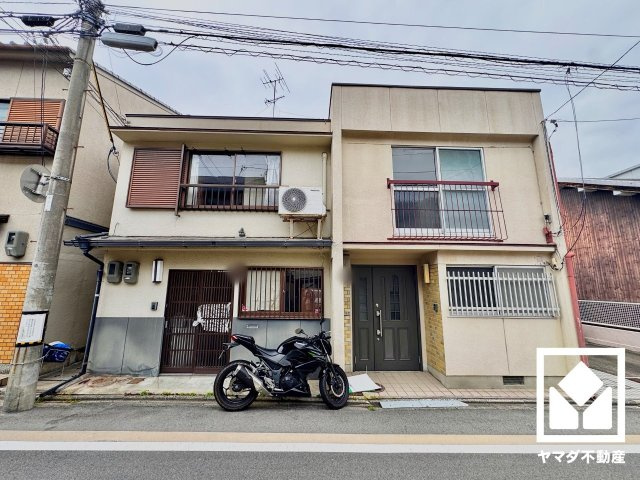 伏見区両替町１３丁目の外観