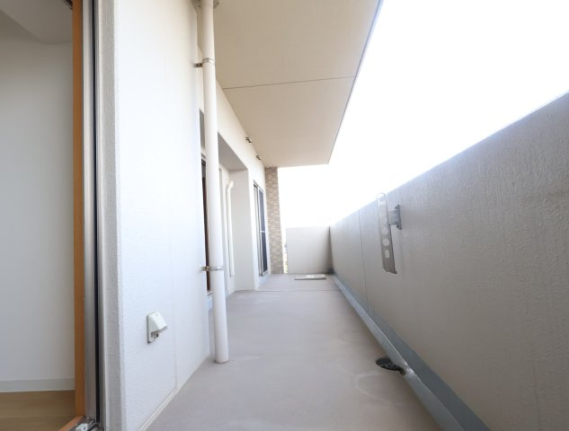 アルファステイツ東福原のバルコニー