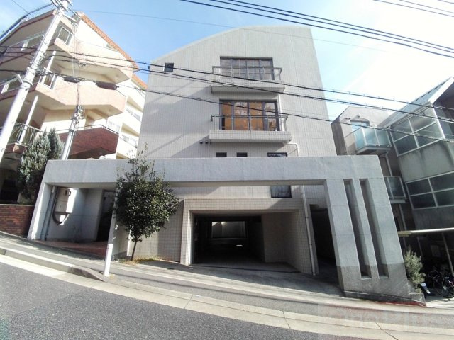 ラムール六甲山ノ手の外観|きれいな外観です