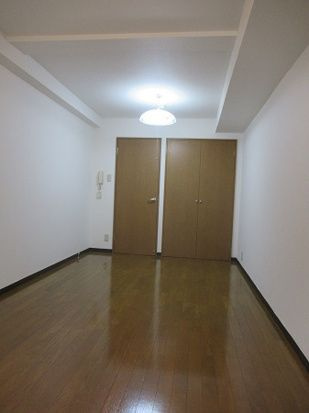 コーポ山吹の居間・リビング