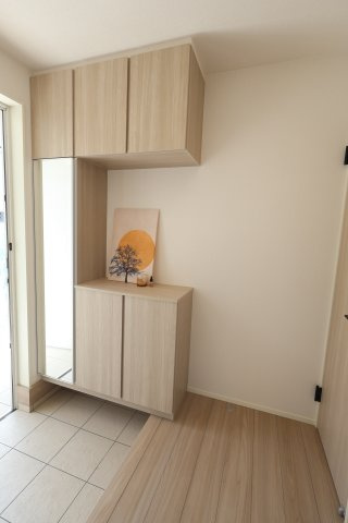 《仲介手数料無料》西東京市北町３丁目2-28新築一戸建てリナージュの玄関