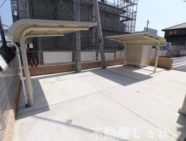 ウェスタ新八代の駐車場