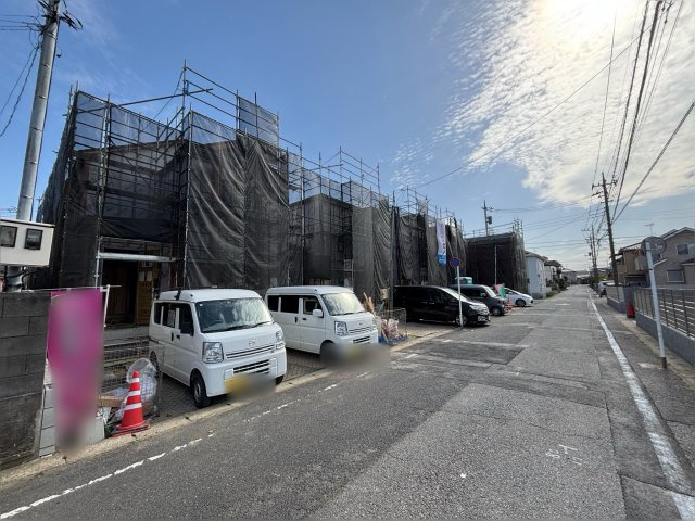 【前面道路含む現地写真】の画像