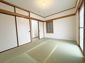 【和室】 | 厚木市三田南3丁目 中古戸建て | 客間としての対応も可能な和室6.5帖（1階）