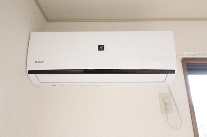 コンフォール・オリエの設備|エアコンは２基付いています
