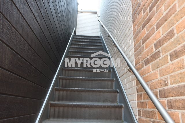 Ｓｔａｇｅ北新宿(ステージキタシンジュク) のその他共用部分|階段