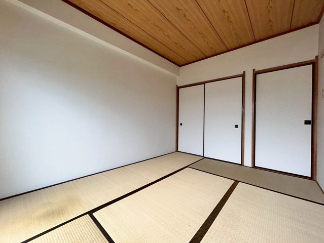 シャトーシミズの和室|南側